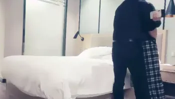 【胖哥】格子裤颜值不错妹子，按头口交后入侧入猛操【精华版】-高清原版无水印